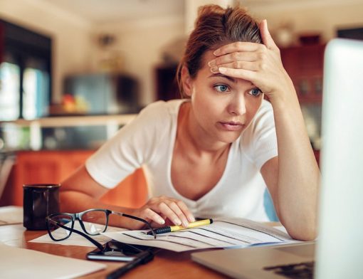 Sinais de sofrimento emocional no aluno EAD: guia para educadores | Saber em Rede