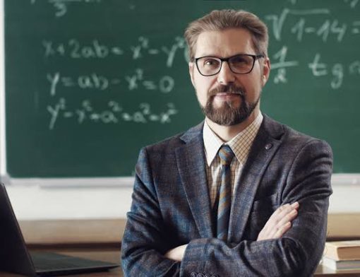 Dia do Professor: o educador e a permanência do aluno | Saber em Rede